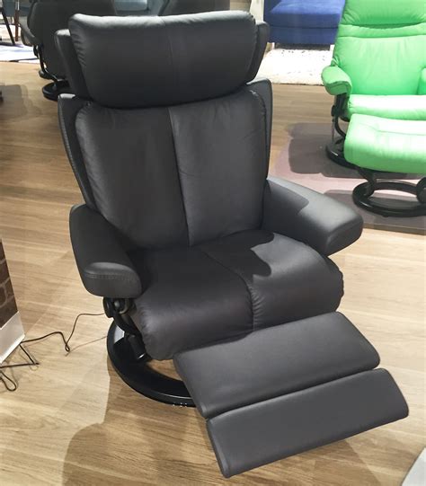 Experience the Power of Luxury: The Stressless Magic Power Recliner